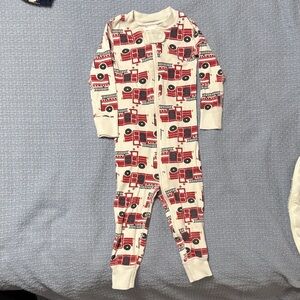 Hanna Andersson Red and White Fire Truck Pajama Set 18-24 mo